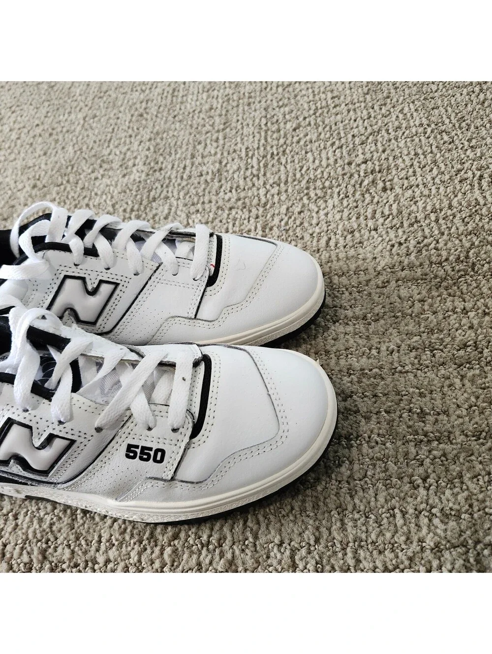 New Balance 550 White and Black Sneakers Lace Up Women's Size 8